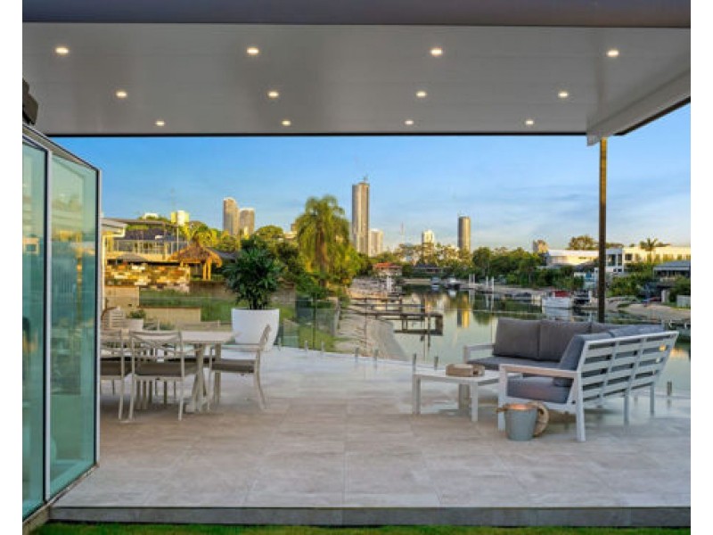 1 Rudd Street, Broadbeach Waters QLD 4218