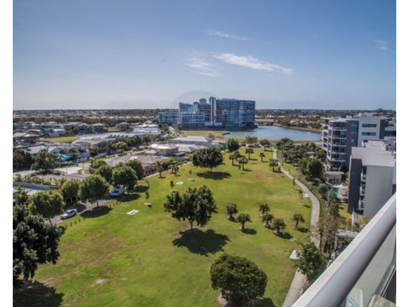 807/15 Compass Drive, Biggera Waters QLD 4216