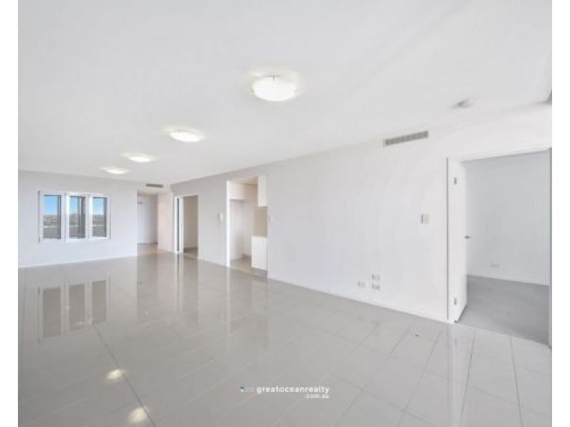 807/15 Compass Drive, Biggera Waters QLD 4216