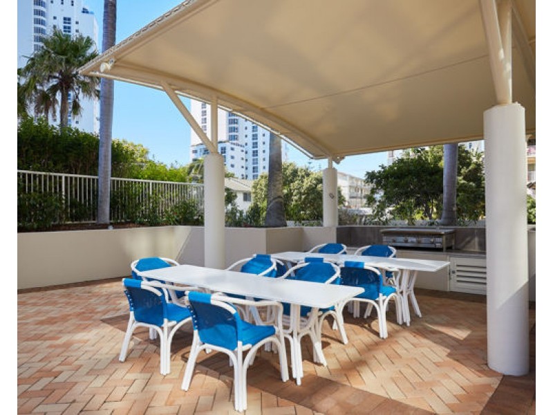 U 402 46 – 52  Pacific Street, Main Beach QLD 4217
