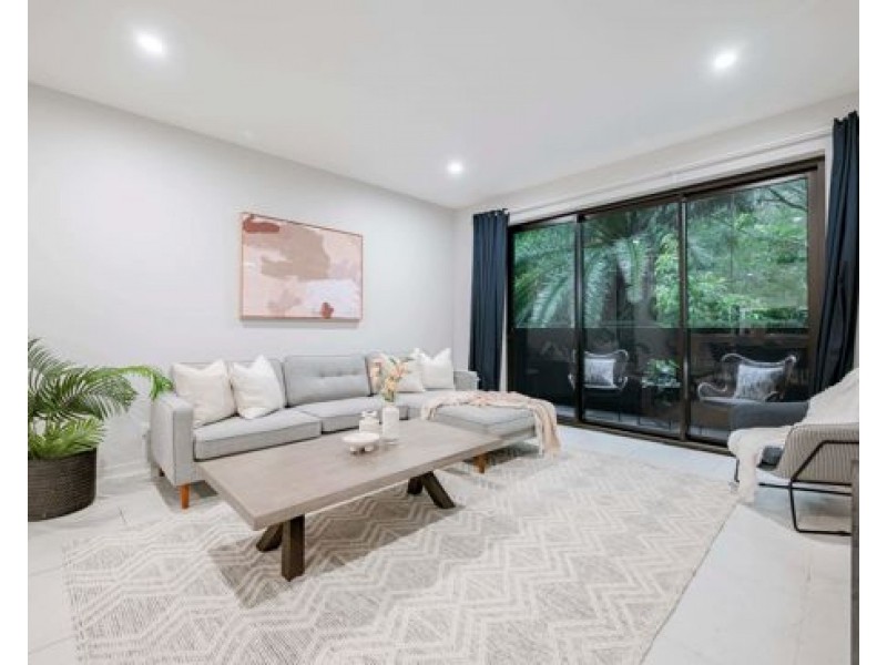 4/3 Grout Street, Macgregor QLD 4109
