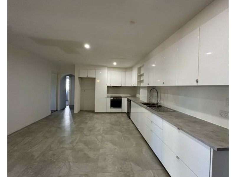 11/26 Palm Avenue, Surfers Paradise QLD 4217