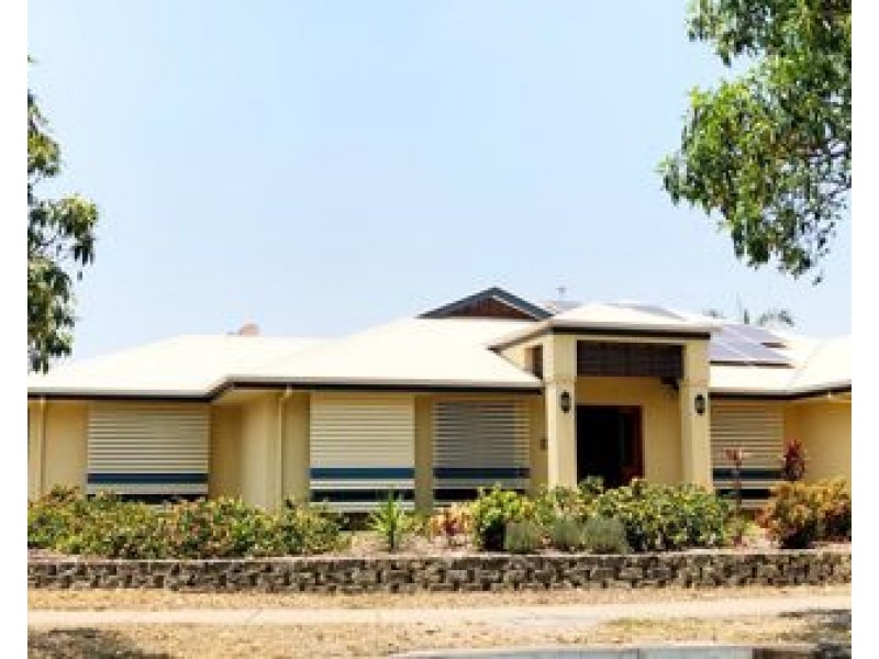 18 Mount Archer Road, Parkinson QLD 4115