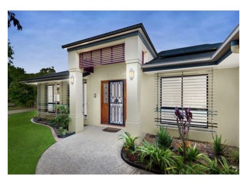 18 Mount Archer Road, Parkinson QLD 4115