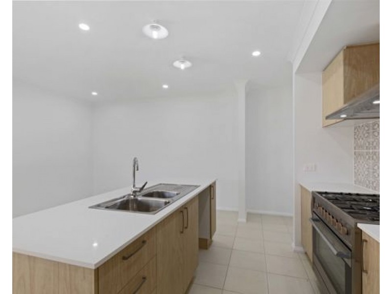 25 Willandra St, Yarrabilba QLD 4207