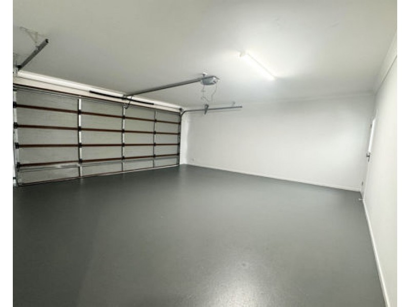 12 Greenview Circuit, Arundel QLD 4214