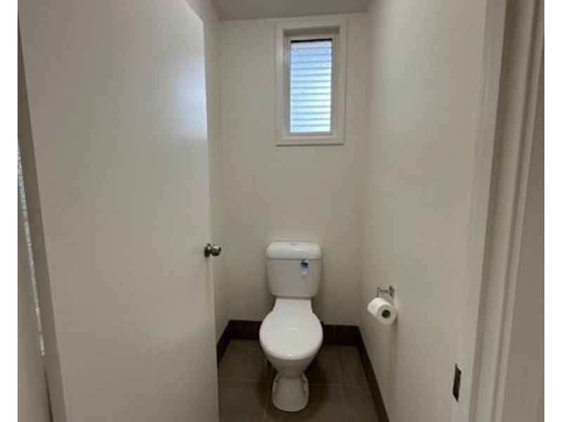 1132 Oxley Road, Oxley QLD 4075