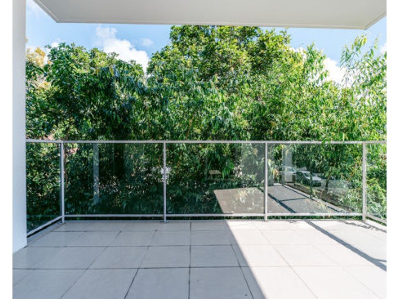 1223 6-8 Waterford Court, Bundall QLD 4217