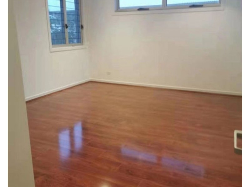 3024 The Boulevarde, Benowa QLD 4217