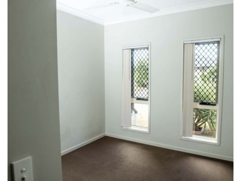 79 Francisca Dr, Augustine Heights QLD 4300