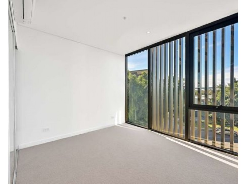 20302/320 MacArthur Ave, Hamilton QLD 4007