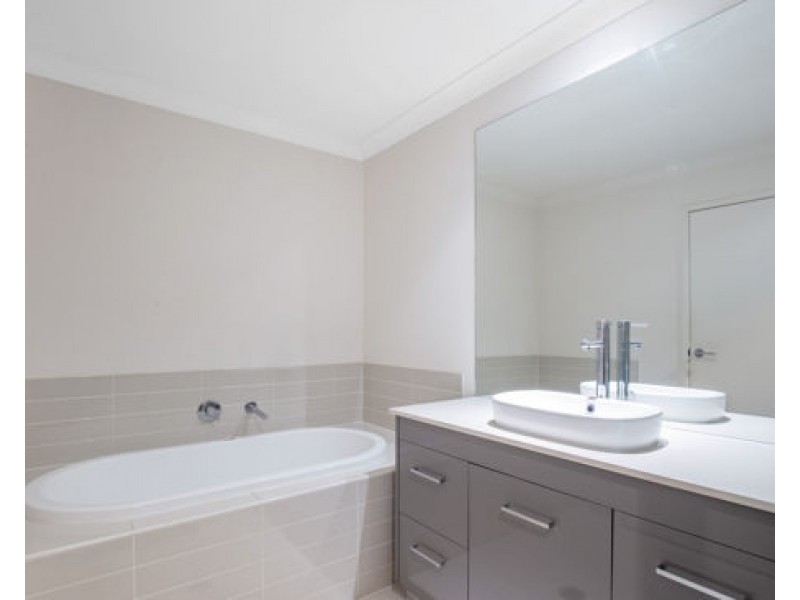 37/2 Bourton Road, Merrimac QLD 4226