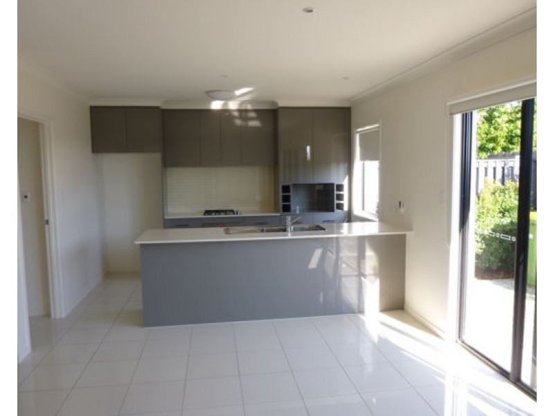 37/2 Bourton Road, Merrimac QLD 4226