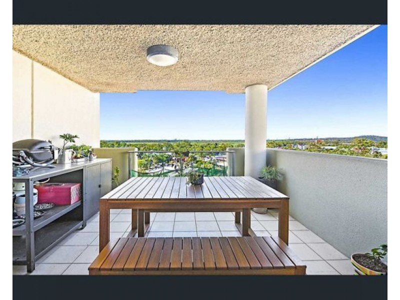 1604/111 Lindfield road,, Helensvale, Helensvale QLD 4212