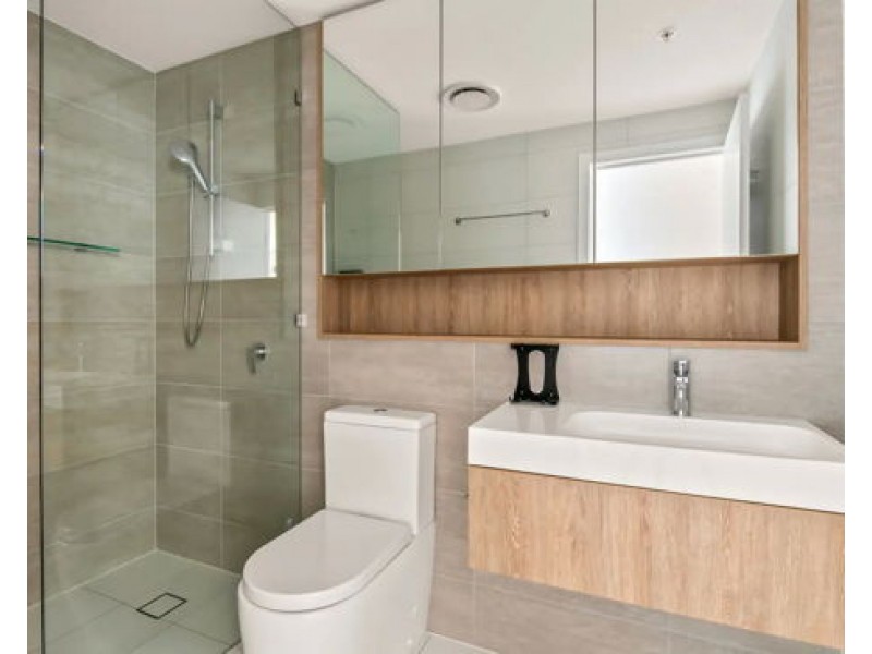 1 CASINO DR, Broadbeach QLD 4218