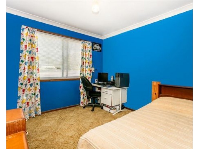 238 RIVER HILLS ROAD, Eagleby QLD 4207