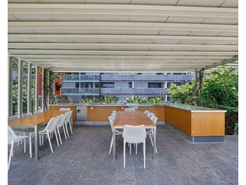 10801/88 Doggett Street, Newstead QLD 4006