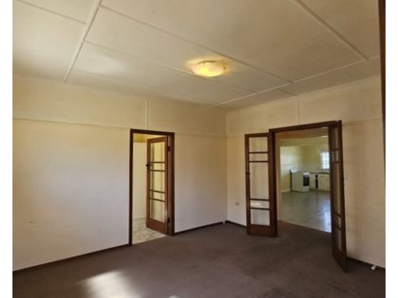 9 Gardiner Street, Brassall QLD 4305