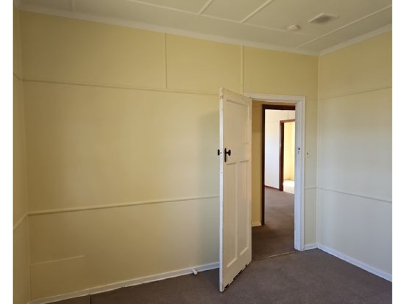 9 Gardiner Street, Brassall QLD 4305