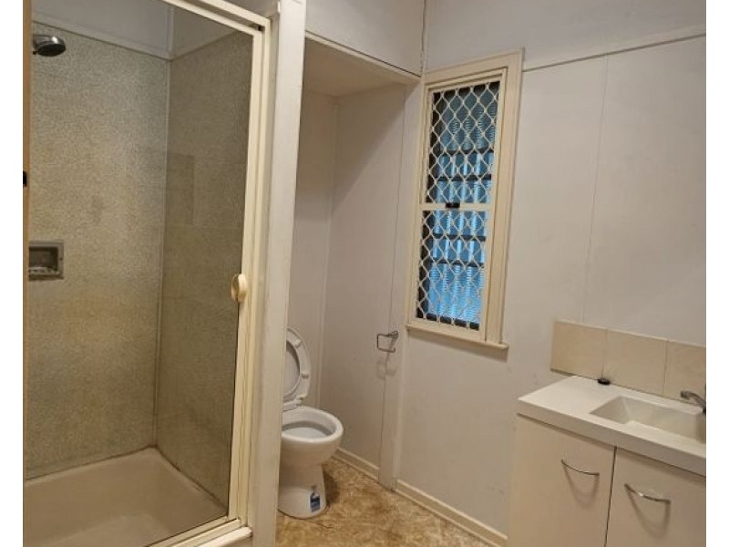 9 Gardiner Street, Brassall QLD 4305