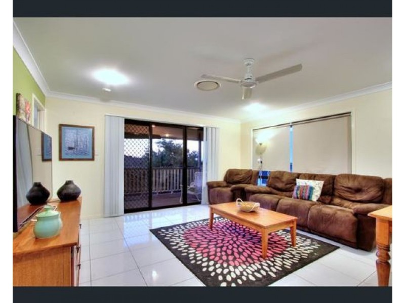 2 Girraween Place, Waterford QLD 4133