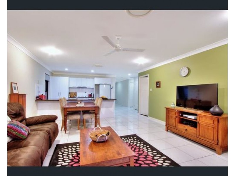 2 Girraween Place, Waterford QLD 4133