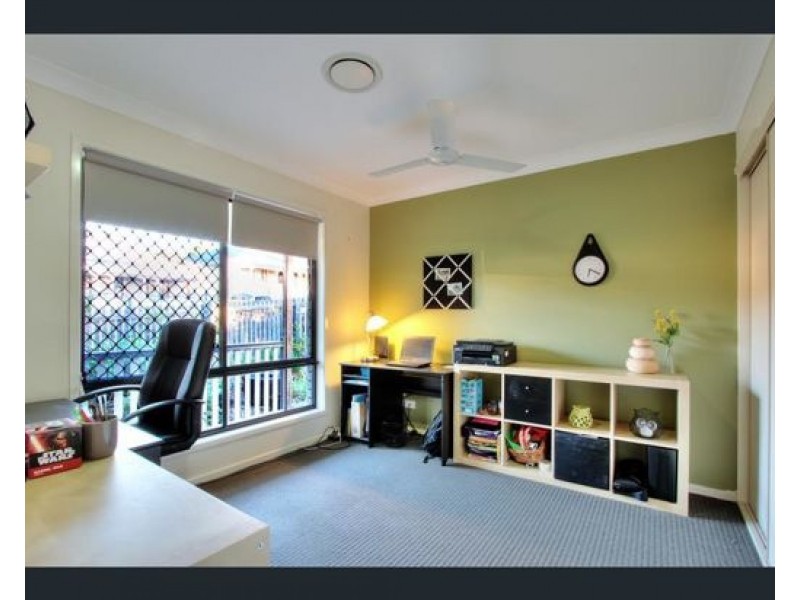 2 Girraween Place, Waterford QLD 4133