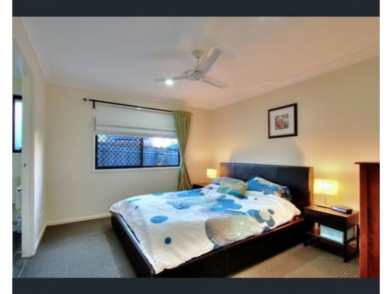 2 Girraween Place, Waterford QLD 4133