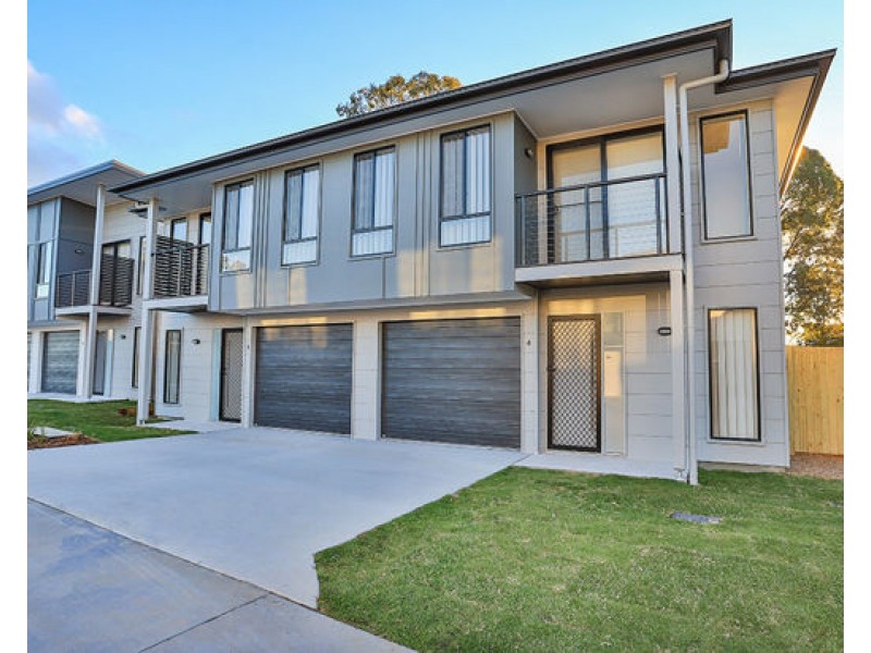 7 Franco Place, Bridgeman Downs QLD 4035