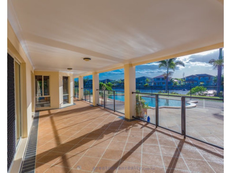 26 Sabrina Ave, Helensvale QLD 4212