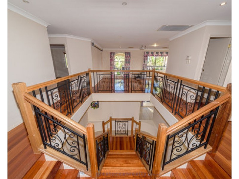 26 Sabrina Ave, Helensvale QLD 4212