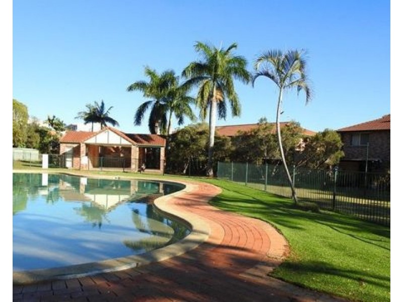 8/32 Riverview Road, Nerang QLD 4211