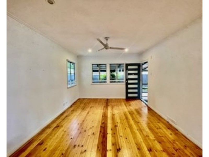 1181 Cavendish Road, Mount Gravatt East QLD 4122