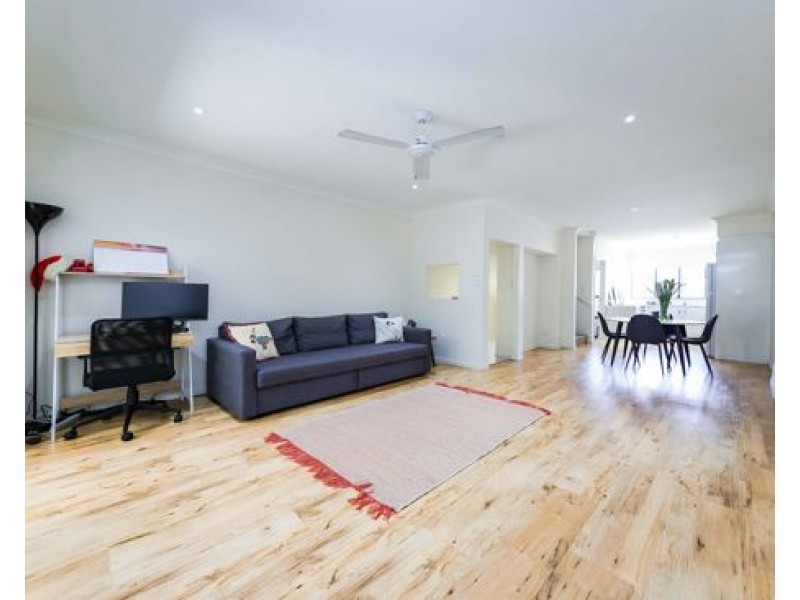 397 Trouts Road, Chermside West QLD 4032