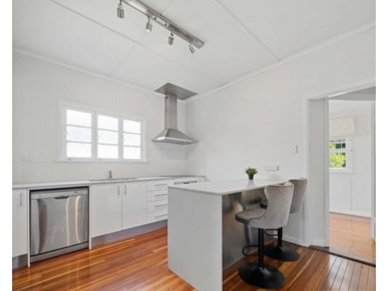 83 Wickham Street, Morningside QLD 4170
