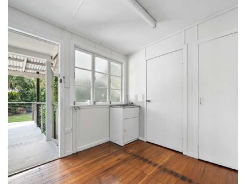 83 Wickham Street, Morningside QLD 4170