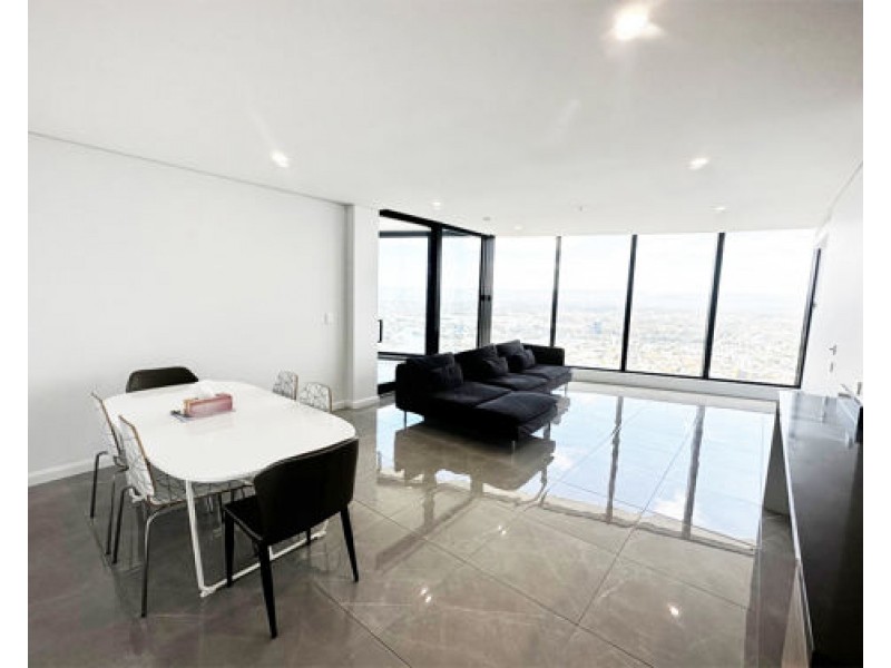 4902/88 THE ESPLANADE, Surfers Paradise QLD 4217