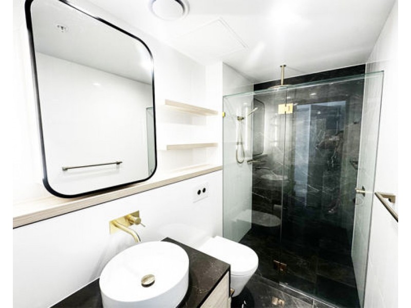 4902/88 THE ESPLANADE, Surfers Paradise QLD 4217