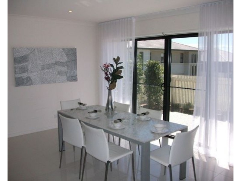 5/2 Bourton Road, Merrimac QLD 4226