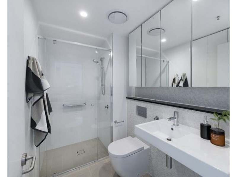 1404/12 Cunningham Street, Newstead QLD 4006