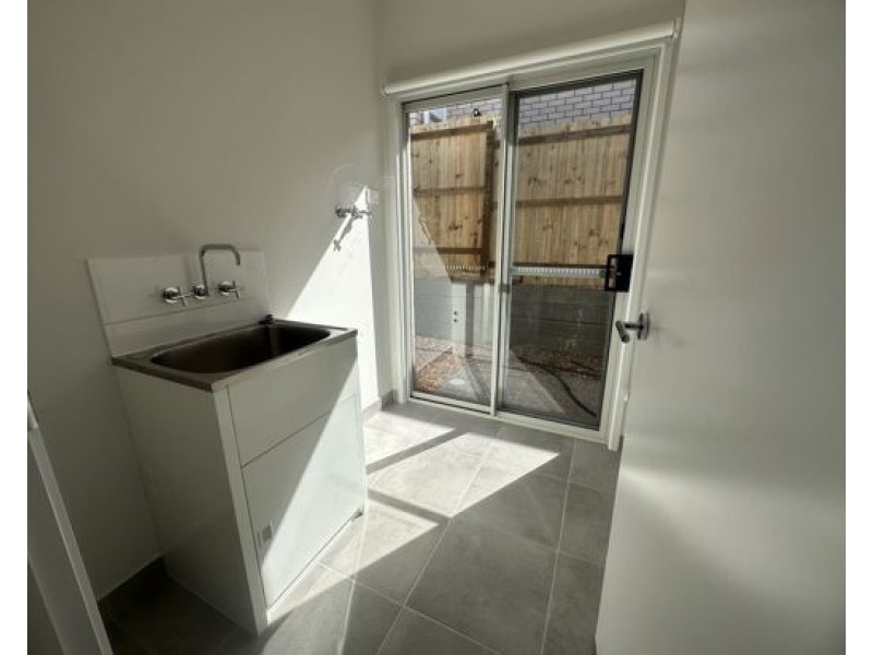 8 Achilles Street, Greenbank QLD 4124