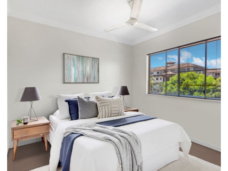 5 22-26 Clifton Road, Clifton Beach QLD 4879