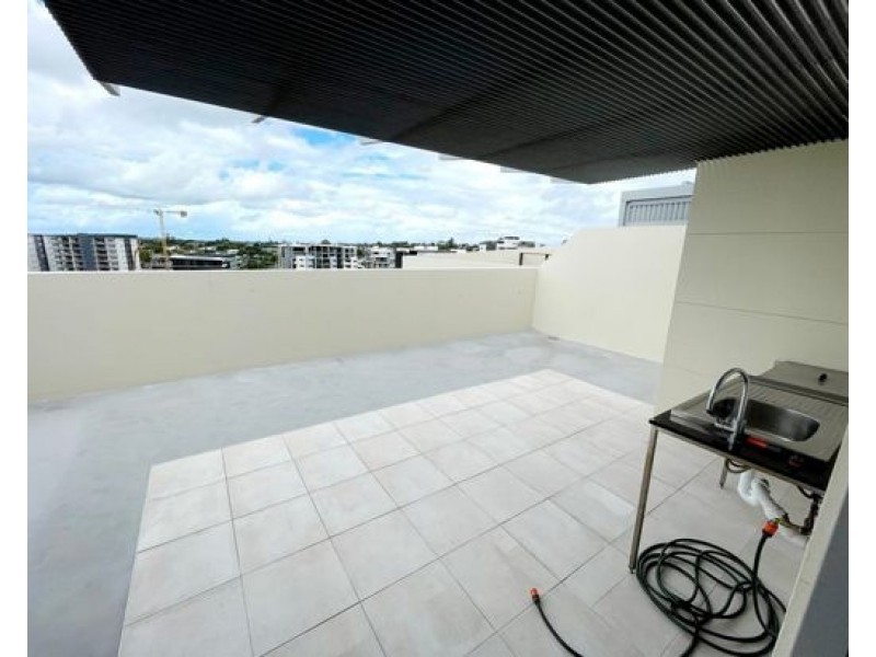 705/392 Hamilton Rd, Chermside QLD 4032