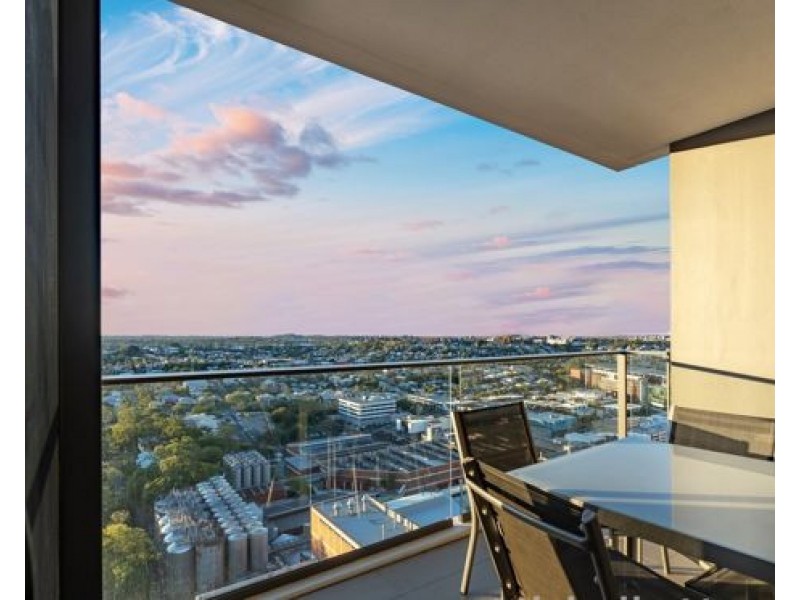 2801/55 Railway Terrace, Milton QLD 4064