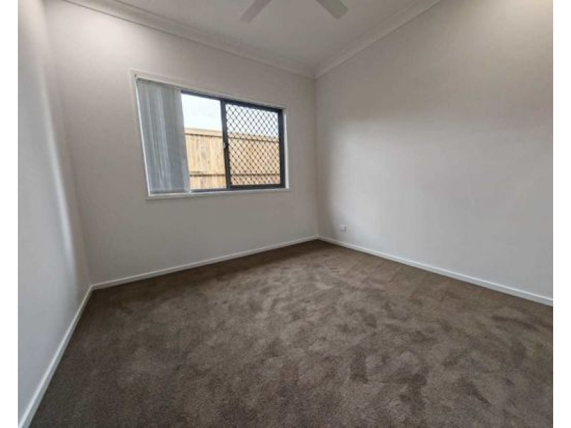 47 Samuel Street, Calamvale QLD 4116