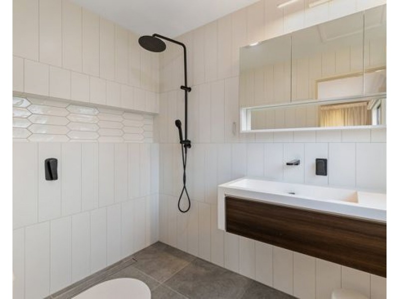 53 KENHAVEN STREET, Kenmore QLD 4069