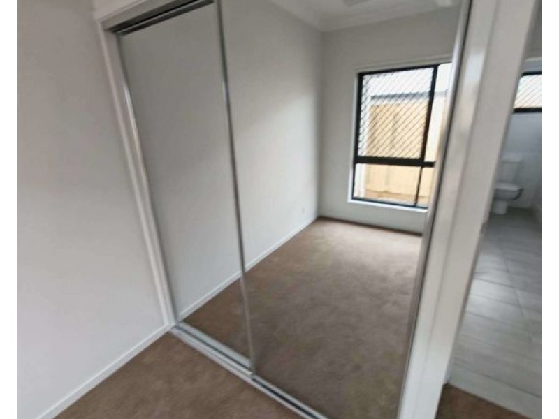 5 Zinnia Way, Ripley QLD 4306