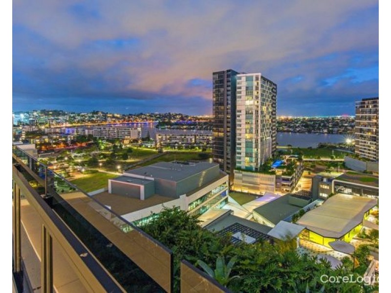 1208/70 Longland Street, Newstead QLD 4006