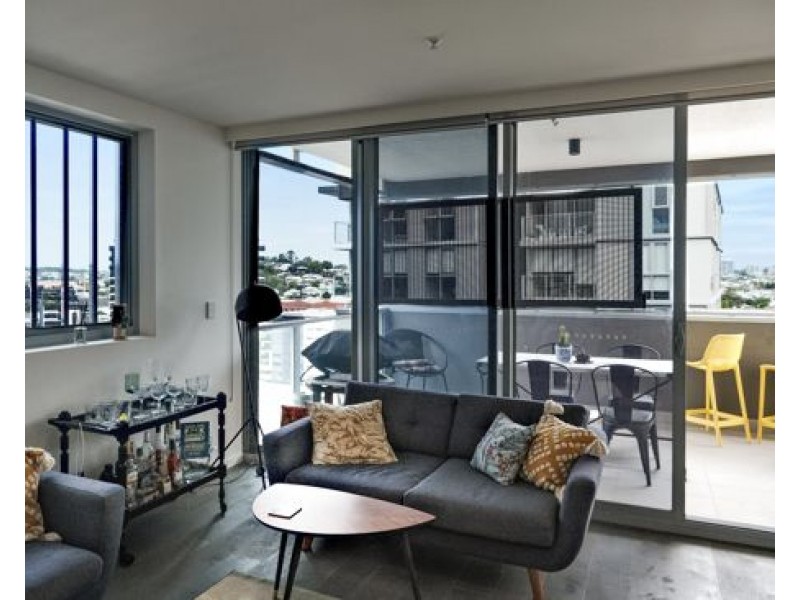 1208/70 Longland Street, Newstead QLD 4006