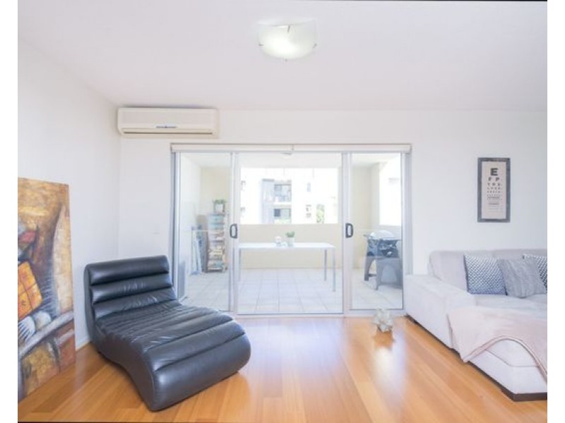 Unit 37 78 Merivale Street, South Brisbane QLD 4101